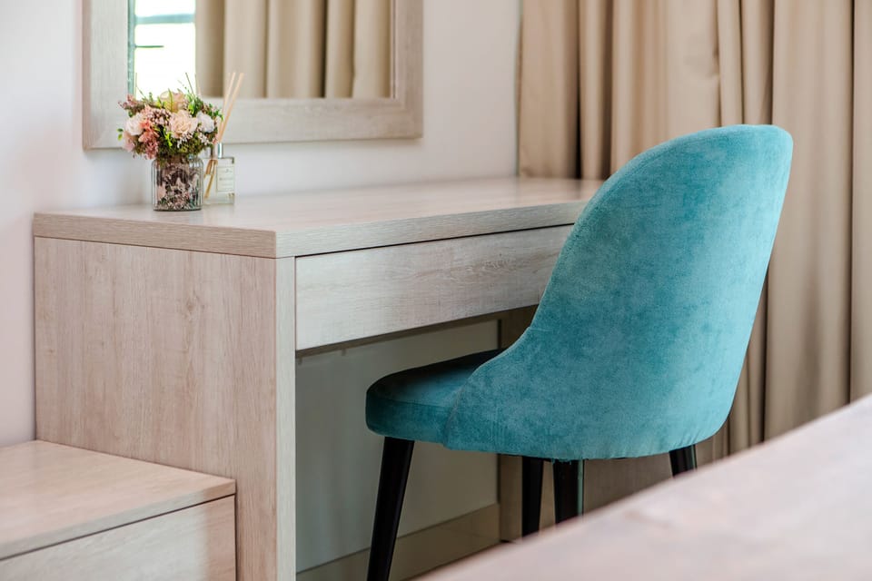 Superior Studio, Balcony, Courtyard View | Premium bedding, minibar, desk, laptop workspace