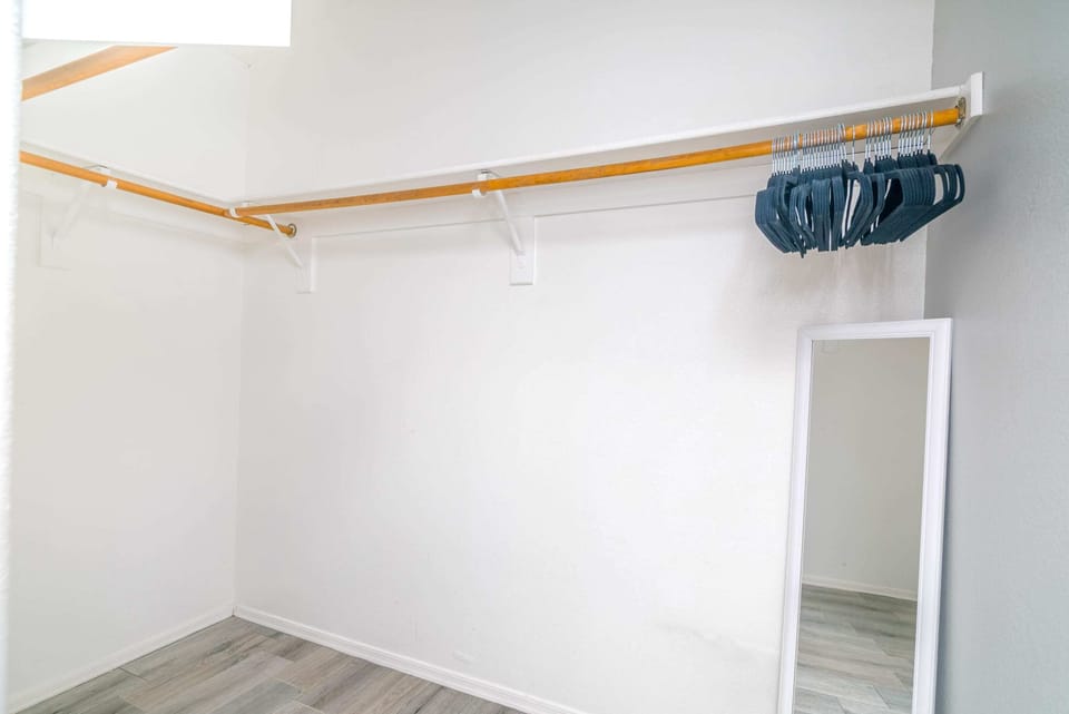 Master Bedroom Closet