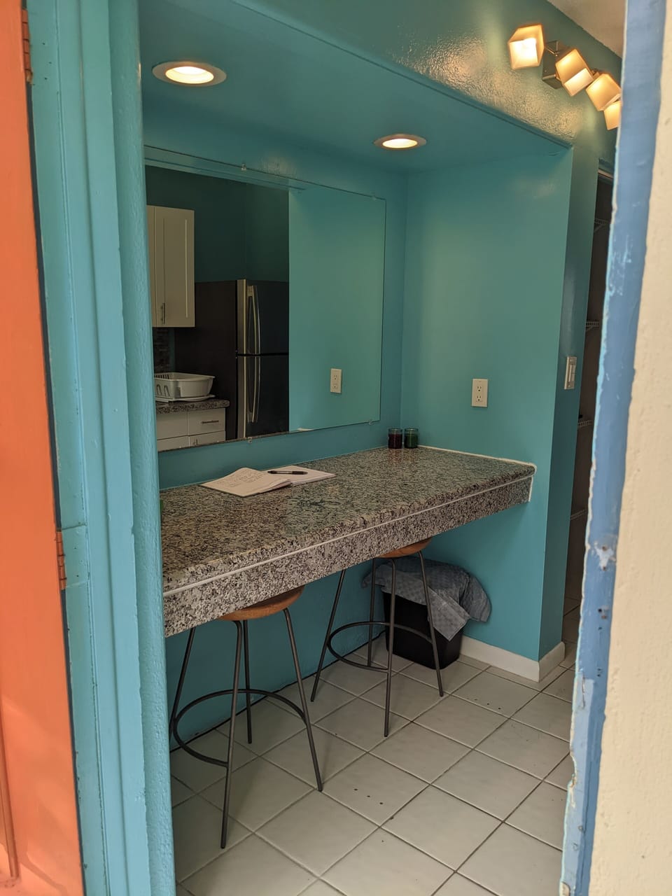 appointed wor space or bar for eating 