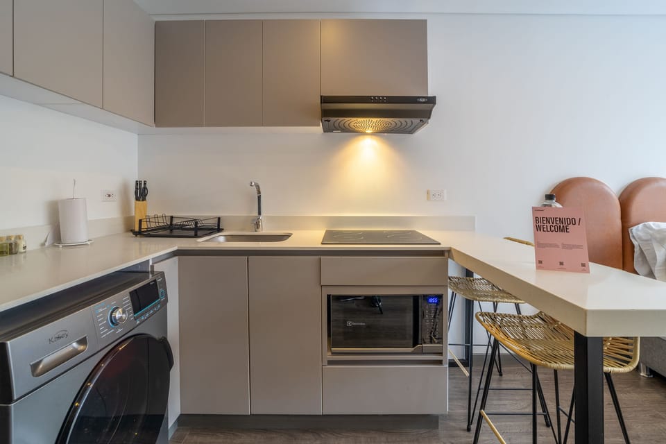 Apartment | Private kitchen | Fridge, microwave, oven, stovetop