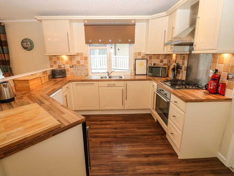 Fridge, dishwasher, electric kettle, toaster
