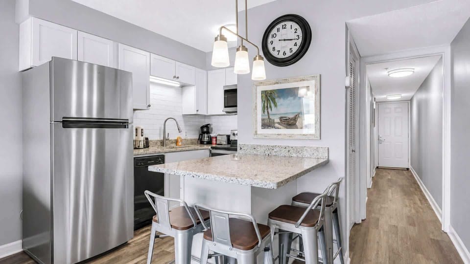 Island dining area