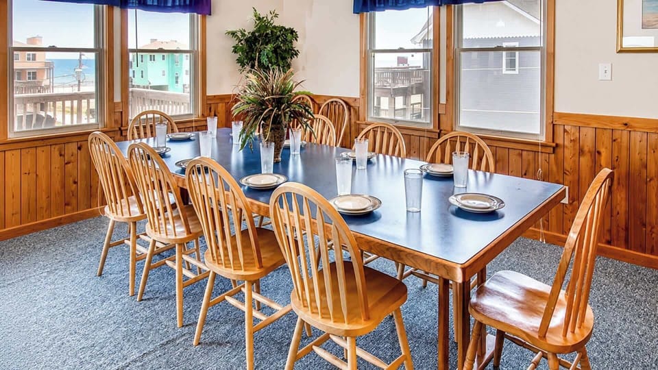 Indoor dining with seating for a big group meal.