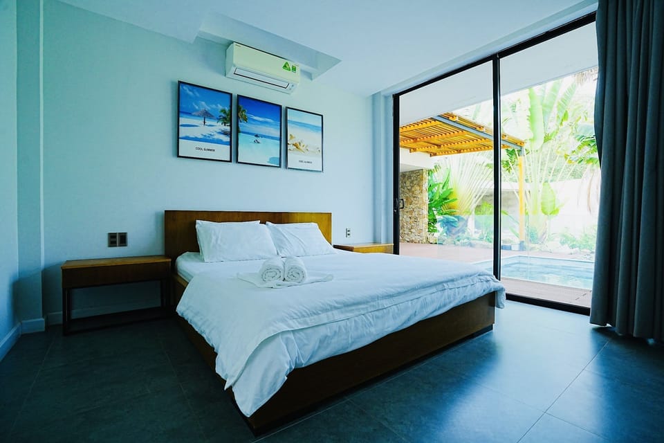 Family Villa, 3 Bedrooms, Sea View | Memory foam beds, WiFi (free), individually decorated