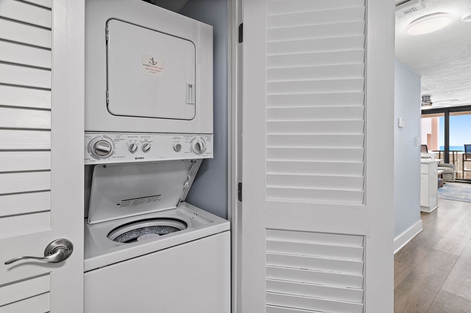 Washer & Dryer