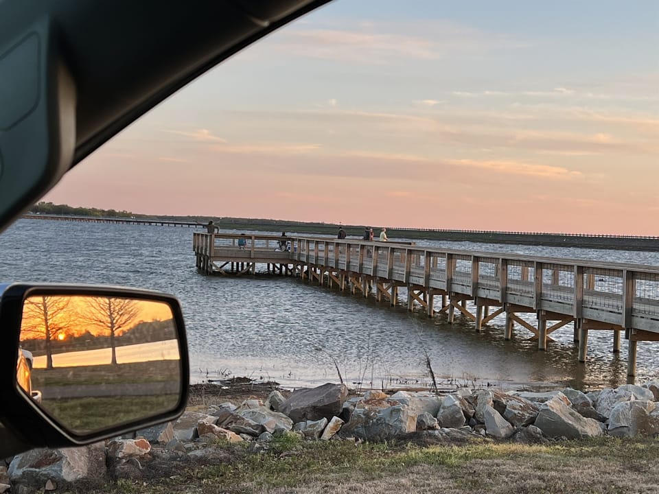 Walking Distance to WC Swearingen Rec Area with Trails, Piers, Grills and Splash Pad 