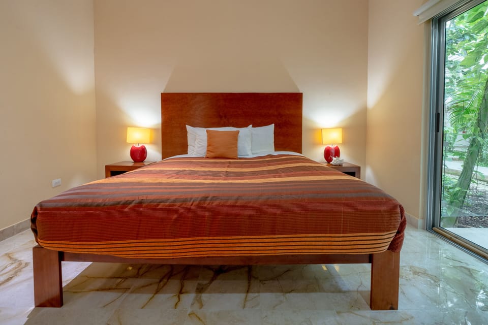 Deluxe Apartment | 2 bedrooms, in-room safe, free WiFi