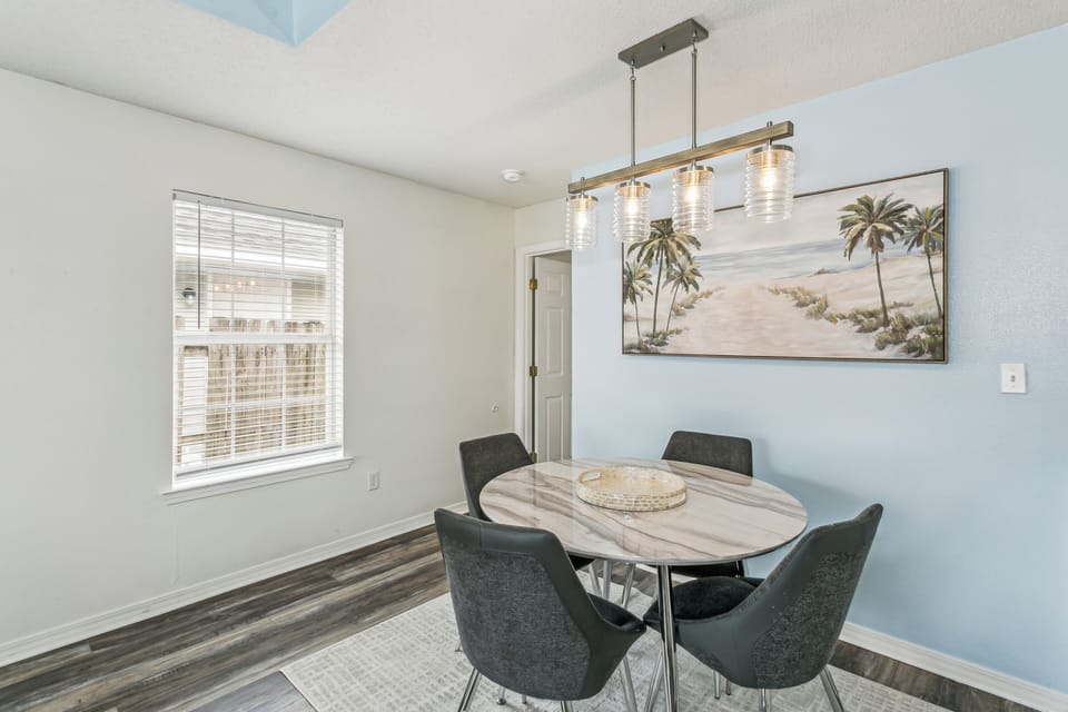 Dining Area with Tables and Chairs (1)