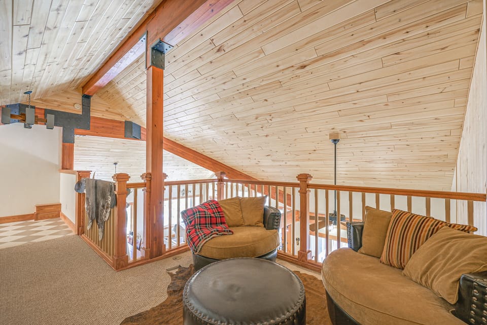 Loft | 3rd Floor