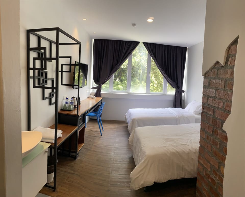 Standard Room | 1 bedroom, in-room safe, free WiFi