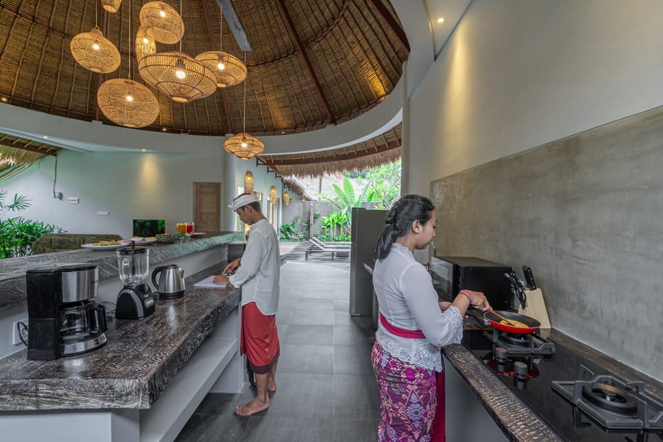 Luxury Villa | Private kitchen | Full-size fridge, microwave, oven, stovetop