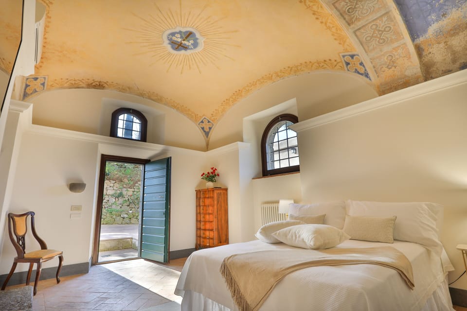 Basic Room | Premium bedding, down comforters, minibar, in-room safe