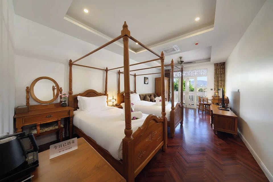 Superior Twin Room | Desk, free WiFi, bed sheets