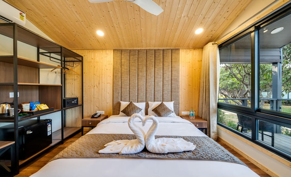 Cabin | 1 bedroom, premium bedding, minibar, in-room safe