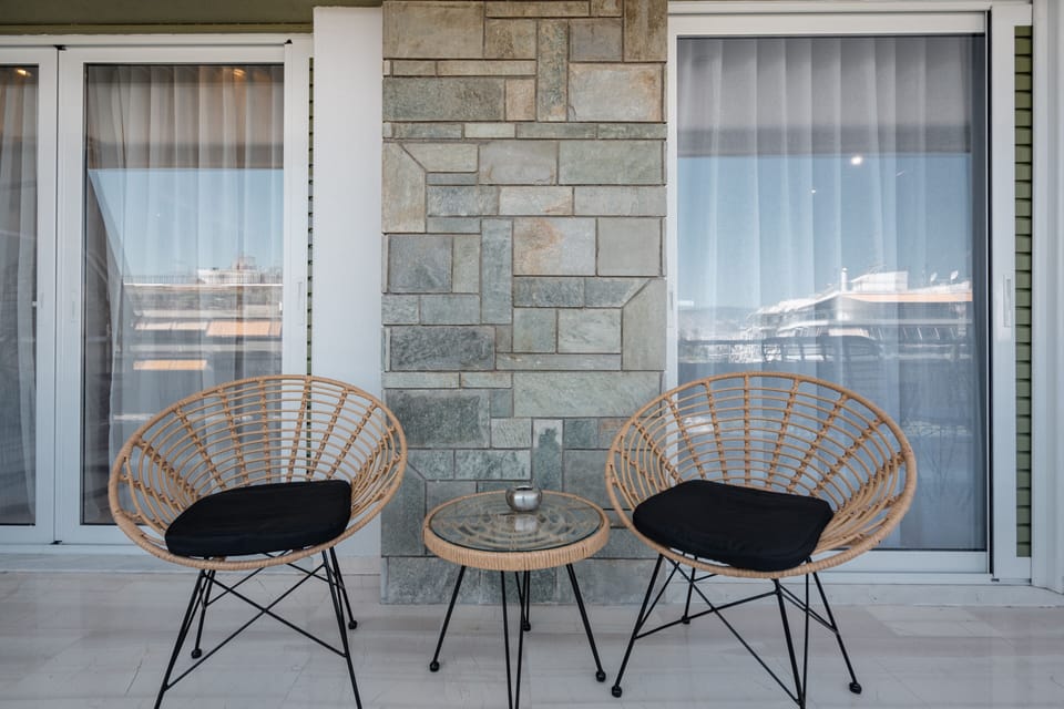 Luxury Apartment | Balcony