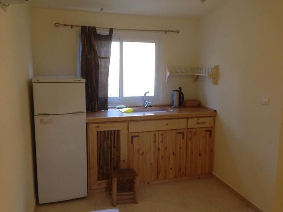 Comfort Cabin | Private kitchen | Espresso maker, electric kettle