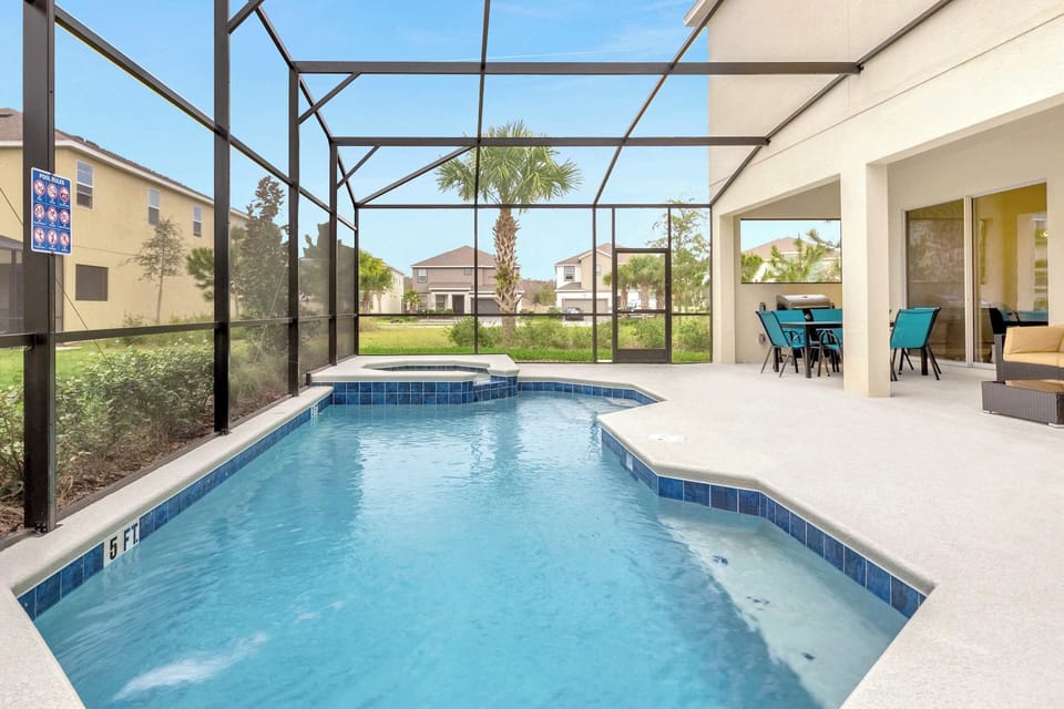 Private Outdoor Swimming Pool