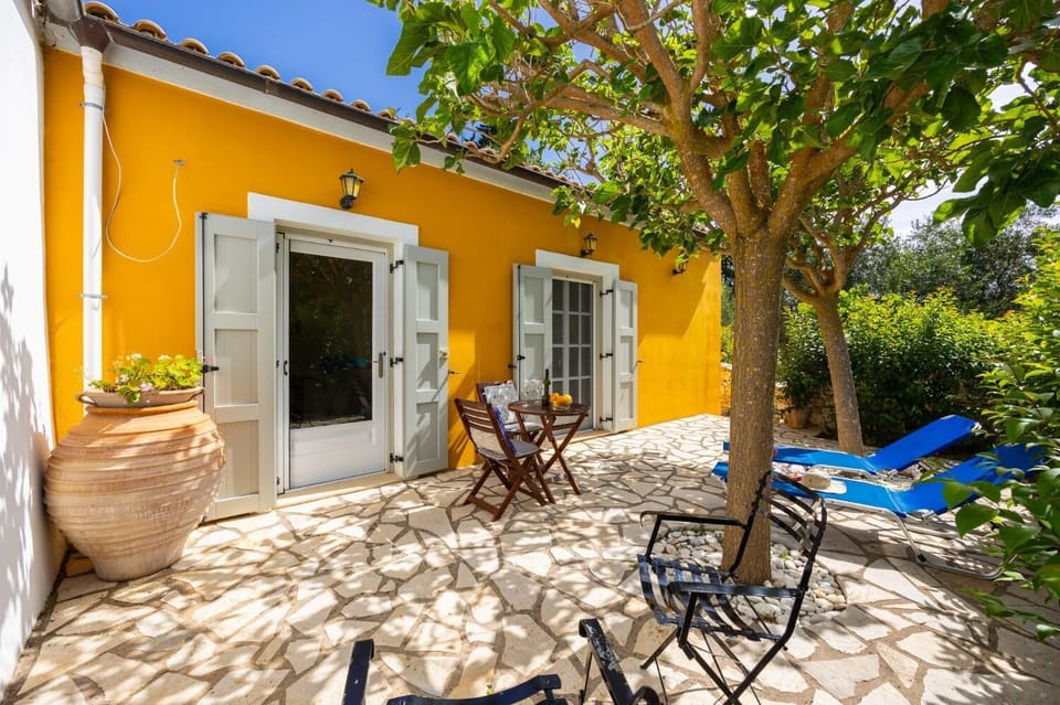 Beautiful cottage with private terrace