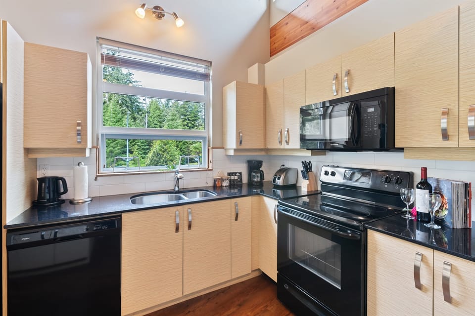 Enjoy this fully stocked kitchen