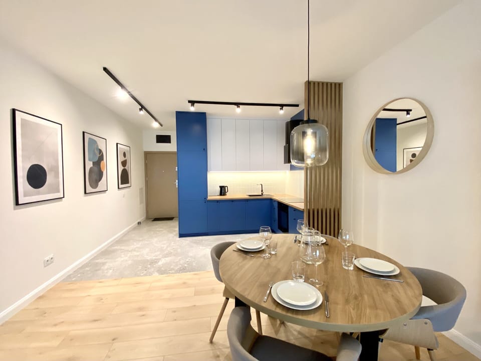 Deluxe Apartment, Lake View | 1 bedroom, desk, blackout drapes, iron/ironing board