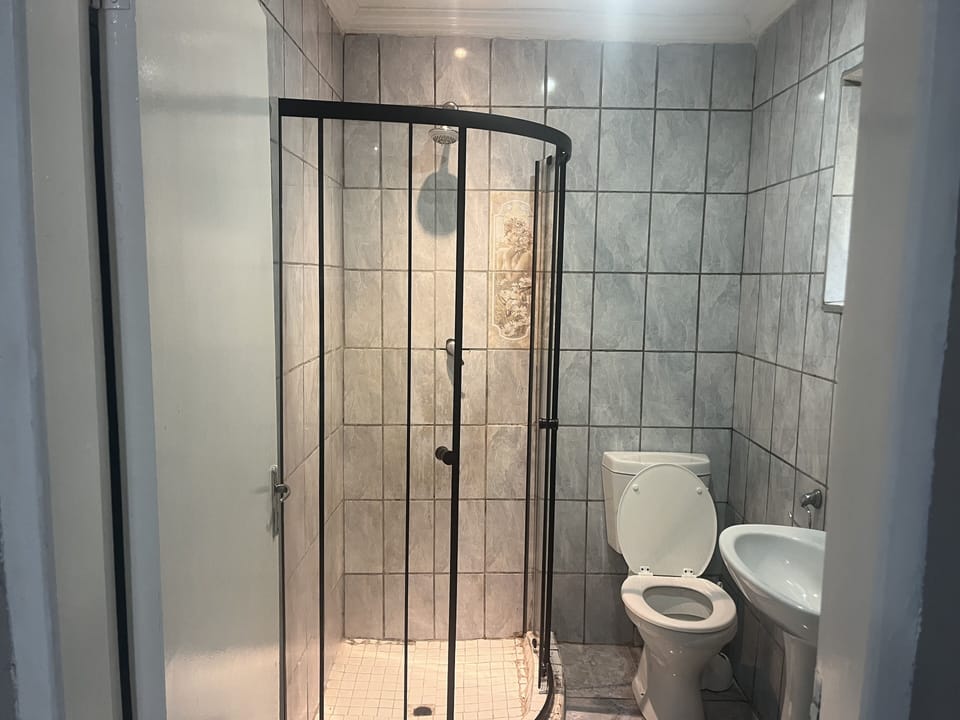 4th Road accommodation Cottage in Sandton