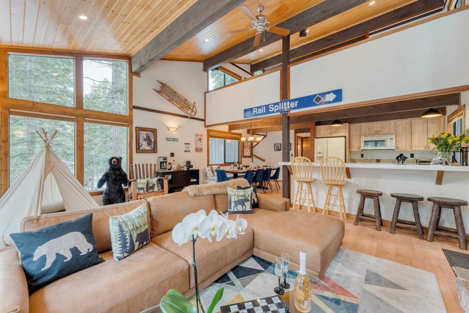 House (4 Bedrooms) | Interior