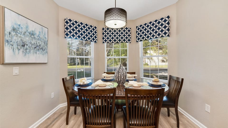 Breakfast nook