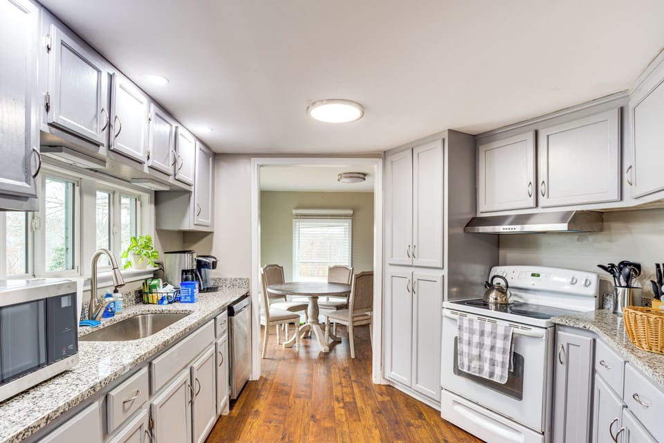 Kitchen | Keurig & Drip Coffee Makers | Dishwasher + Detergent | Cooking Basics
