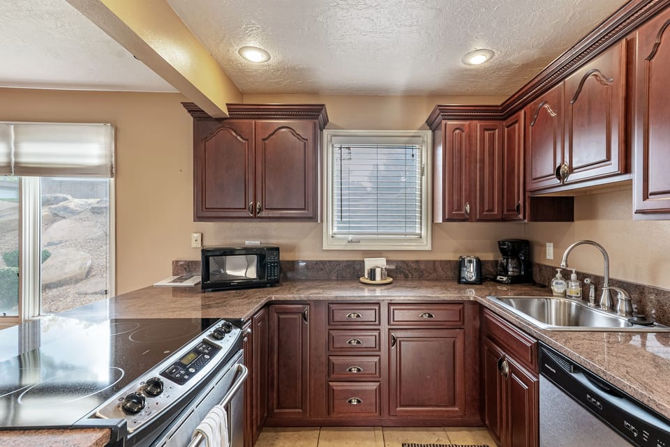 Large Kitchen