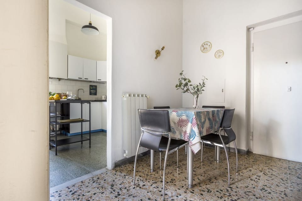 Casa Gin Tonic, quiet house with terrace Apartment in Florence
