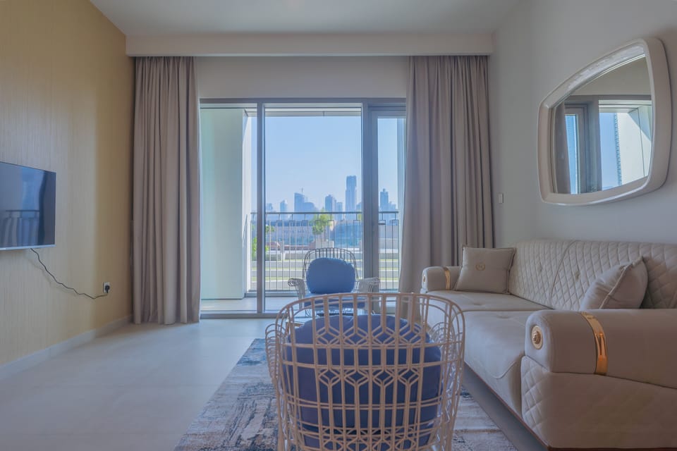Comfort Apartment | Living area | Flat-screen TV