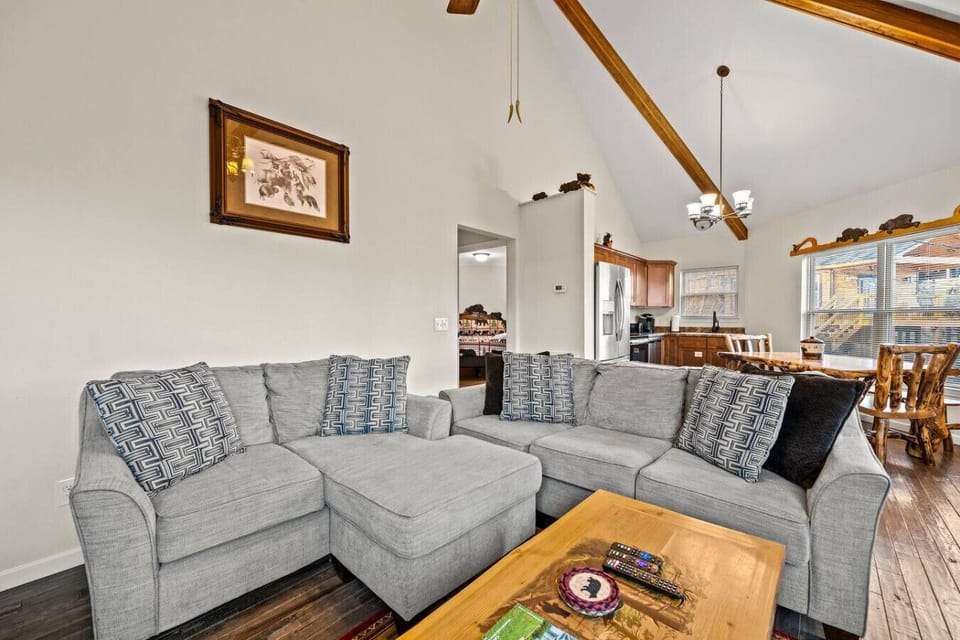 Plenty of comfortable furniture for the entire group.