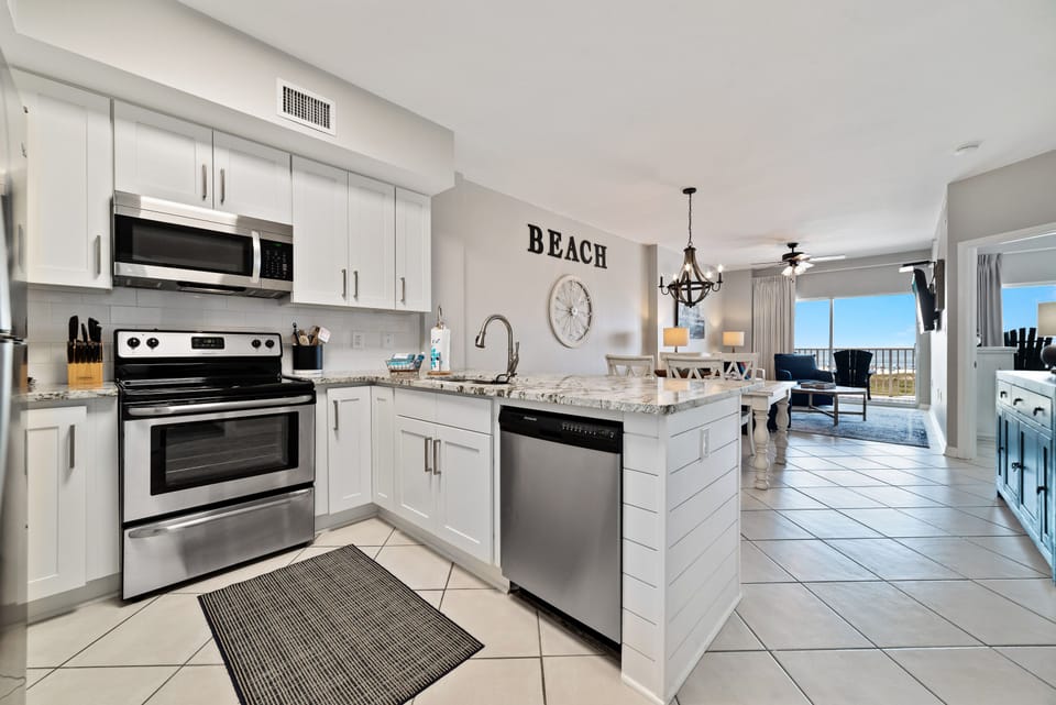 Full Kitchen