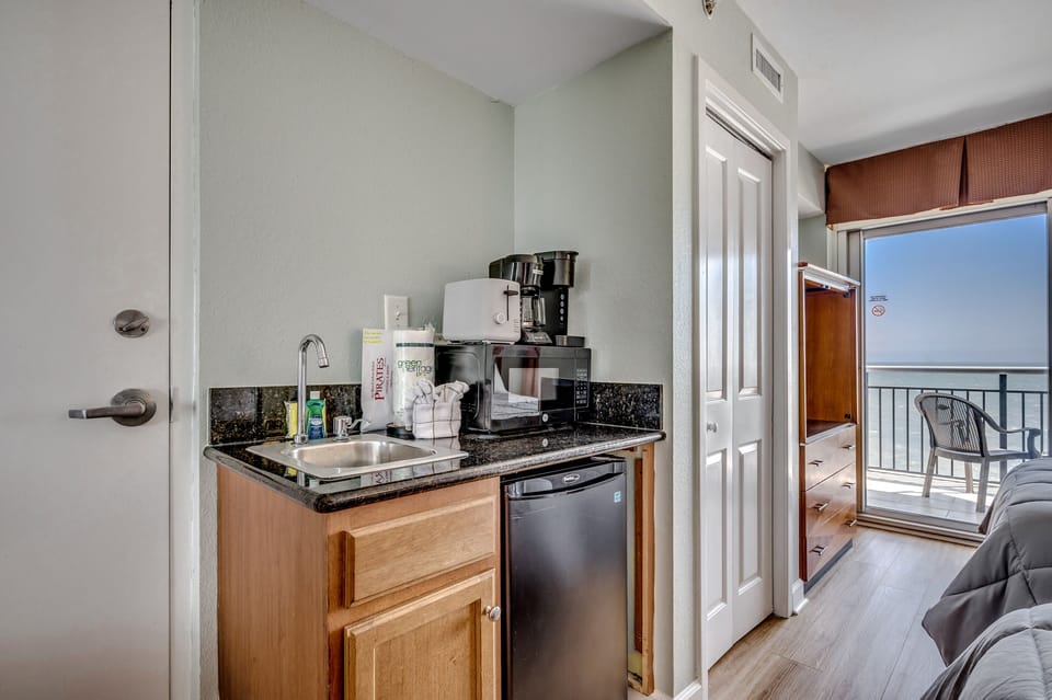 Kitchenette