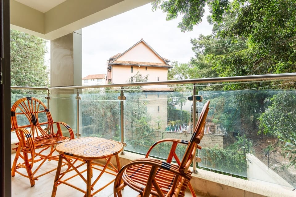 Deluxe Apartment | Balcony