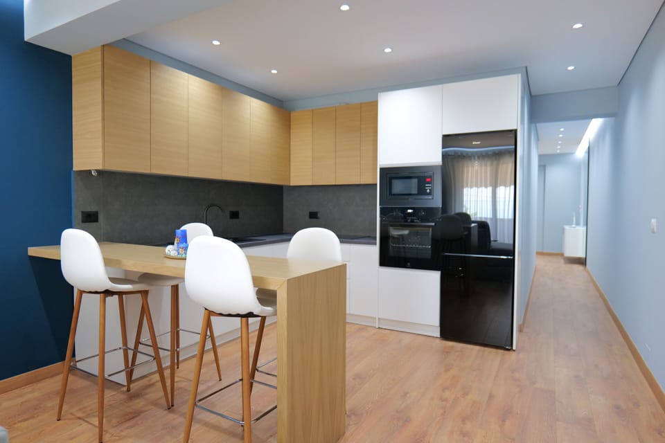 Apartment, 1 Bedroom, Sea View | Private kitchen | Fridge, oven