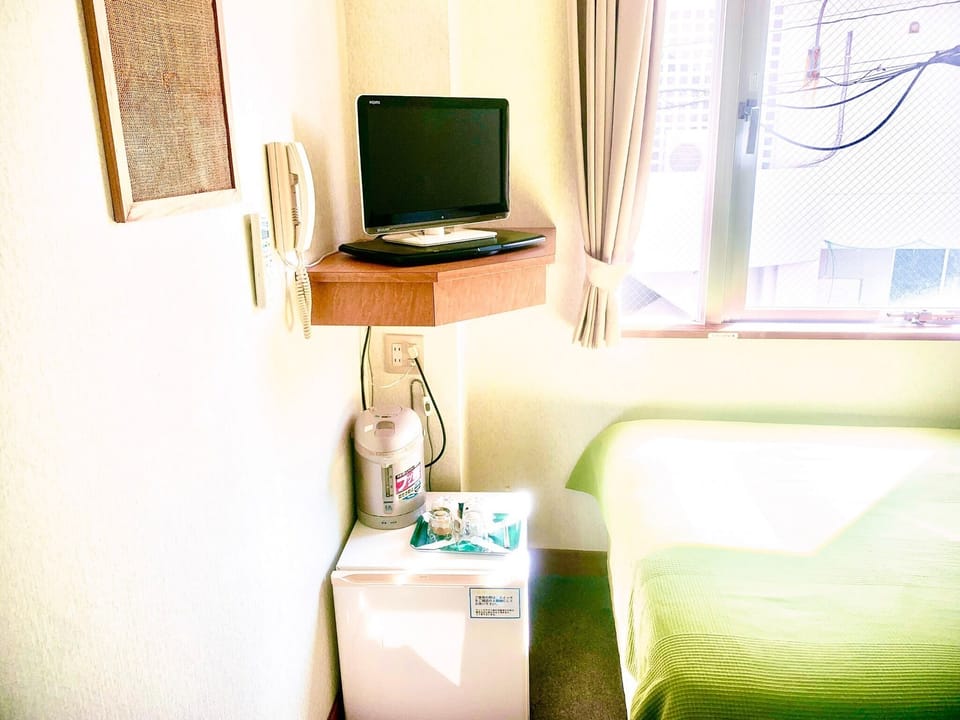 ・[Twin] Full of facilities! There is a TV, refrigerator, and individual air conditioning♪