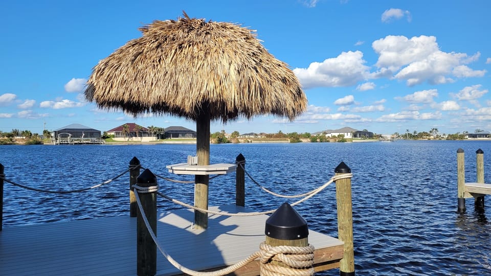 Tiki Hut