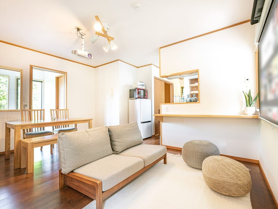 ・[Living] A bright and comfortable room based on white.