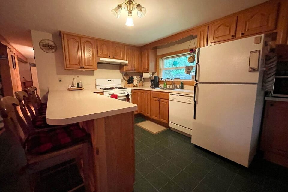Kitchen (2)