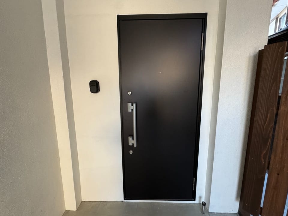 Enter with key box