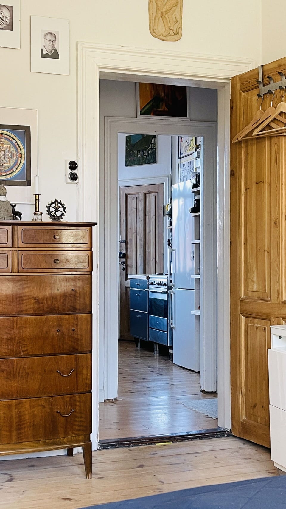 Bedroom, Kitchen