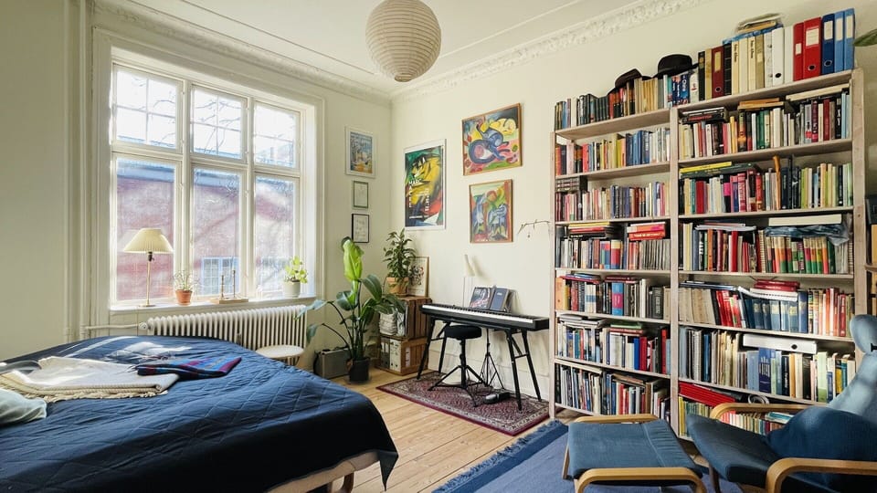 Room Detail
