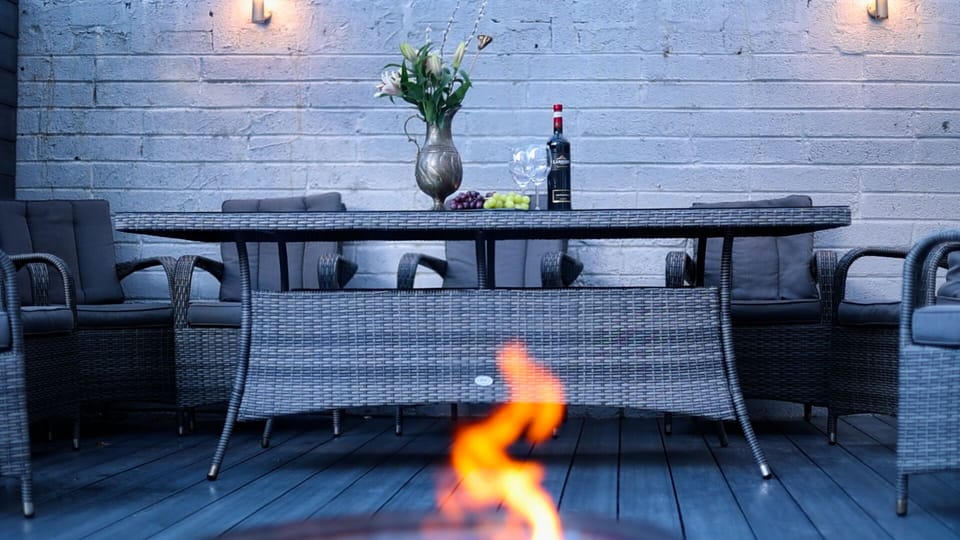 Covered eating area and fire pit