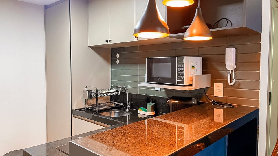 Basic Apartment | Private kitchen | Microwave, oven, coffee grinder, cookware/dishes/utensils
