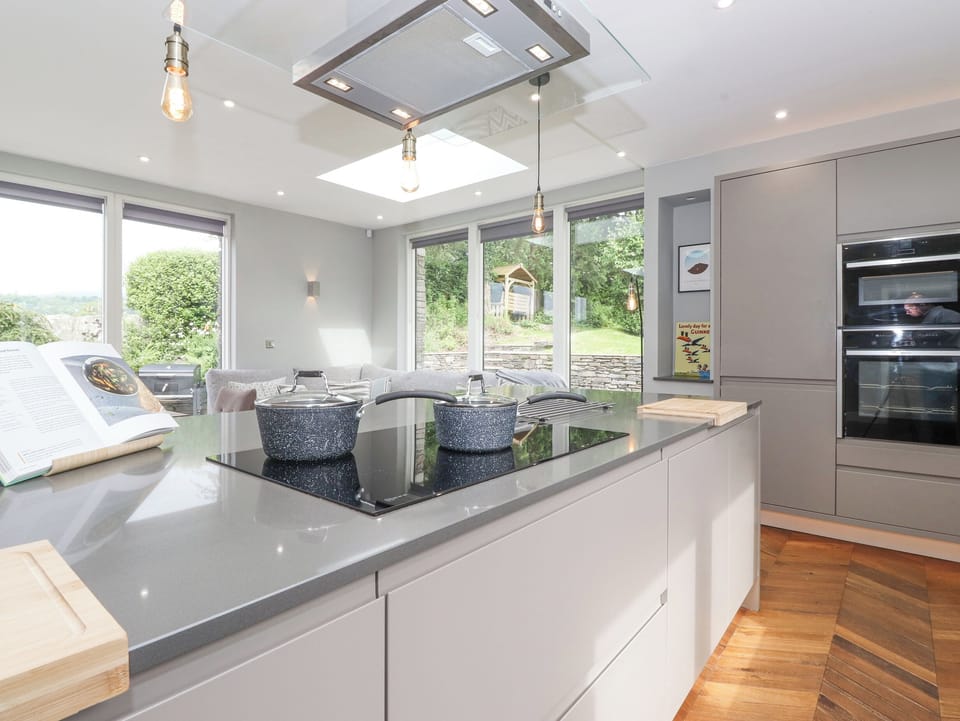 Fridge, dishwasher, electric kettle, toaster