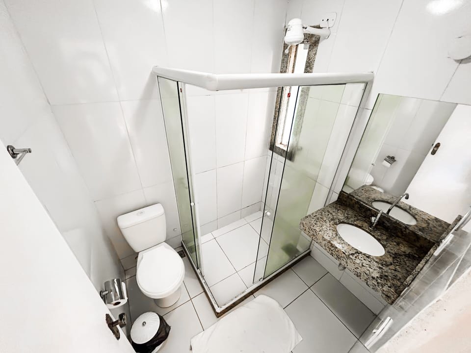 Standard Triple Room | Bathroom | Shower, towels, soap, shampoo