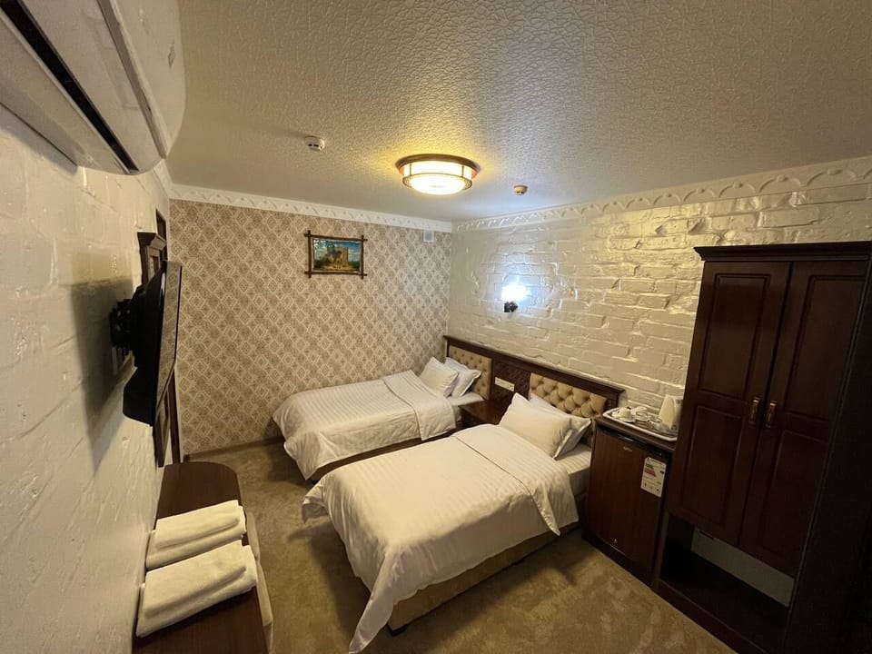 Basic Twin Room | WiFi (free)
