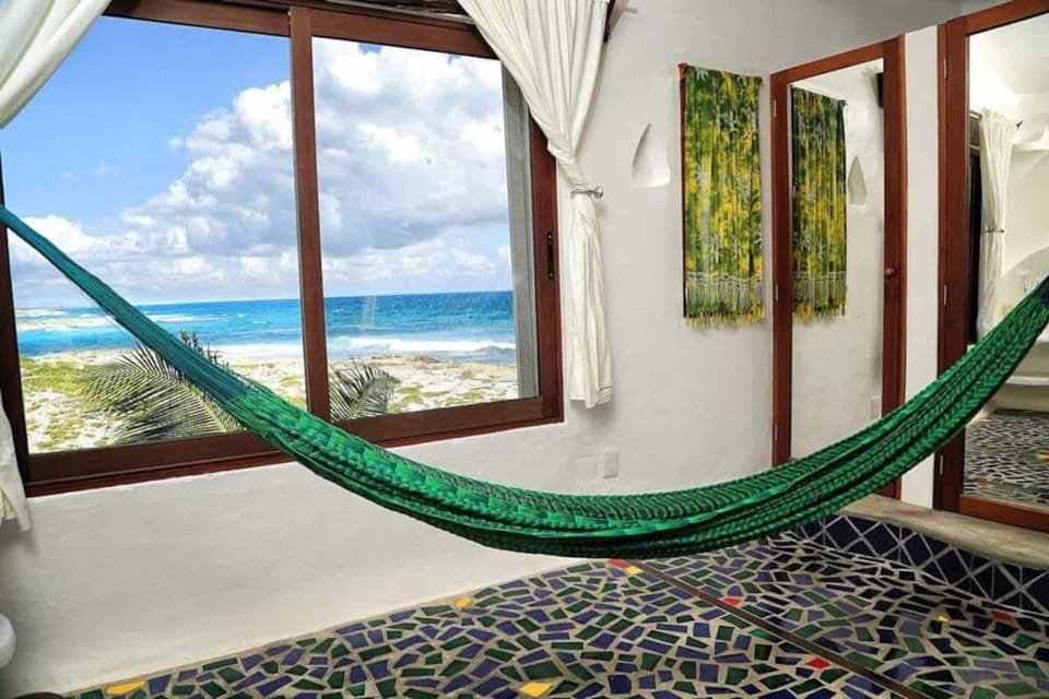 Yal Ku Cai Suite provides all the comforts you are looking for.