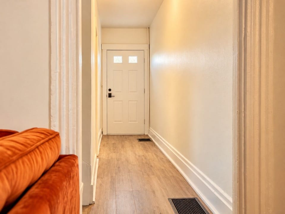 Arrive anytime with keyless entry and stroll down the hall to the lounge.